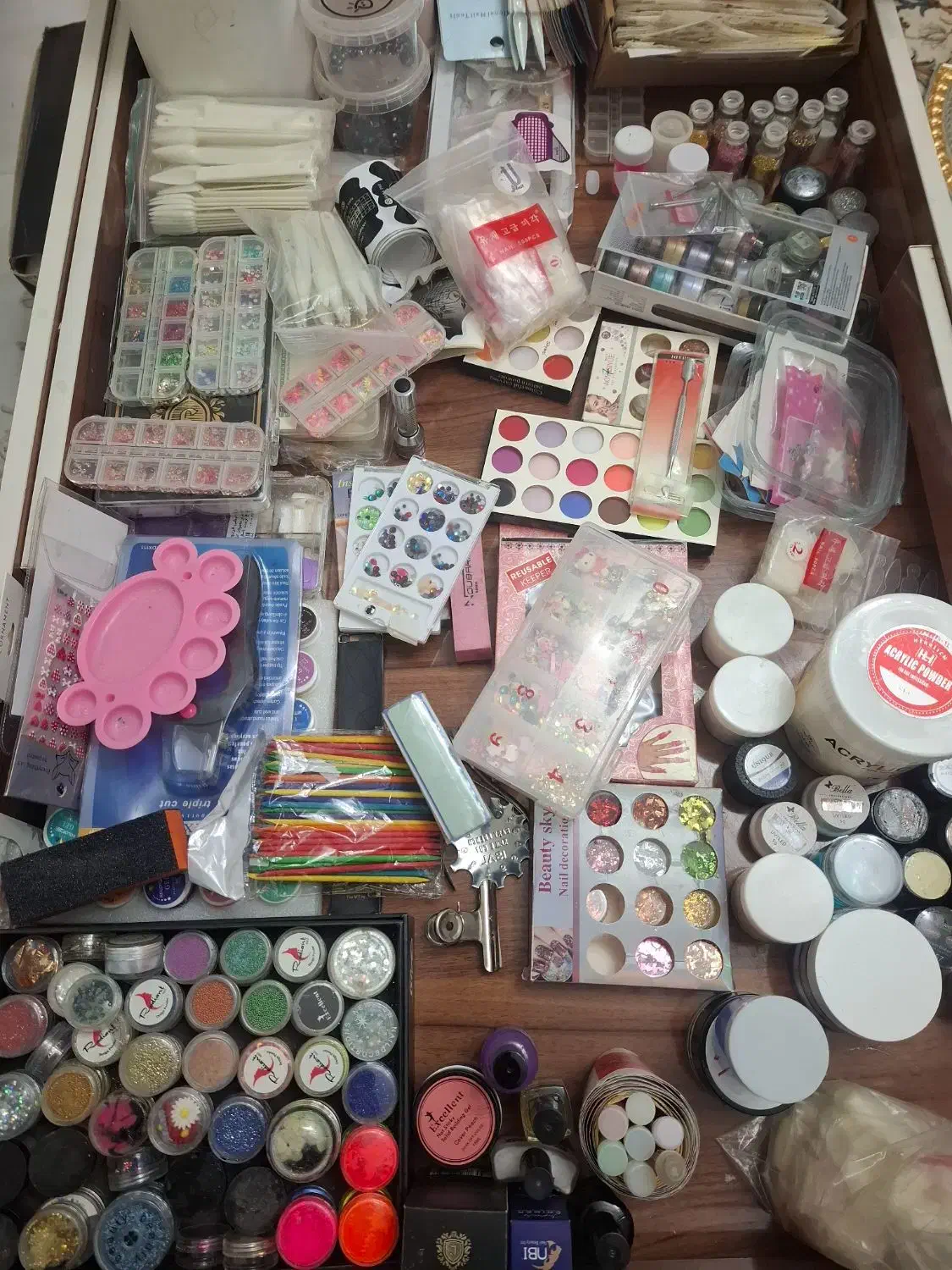 فروش لوازم پرده لاک.ژل. دیزاین.|حراج|تبریز, |دیوار