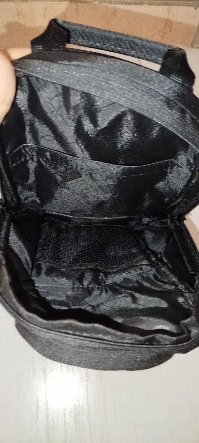 بادی یک|کیف، کفش، کمربند|گلپایگان, |دیوار