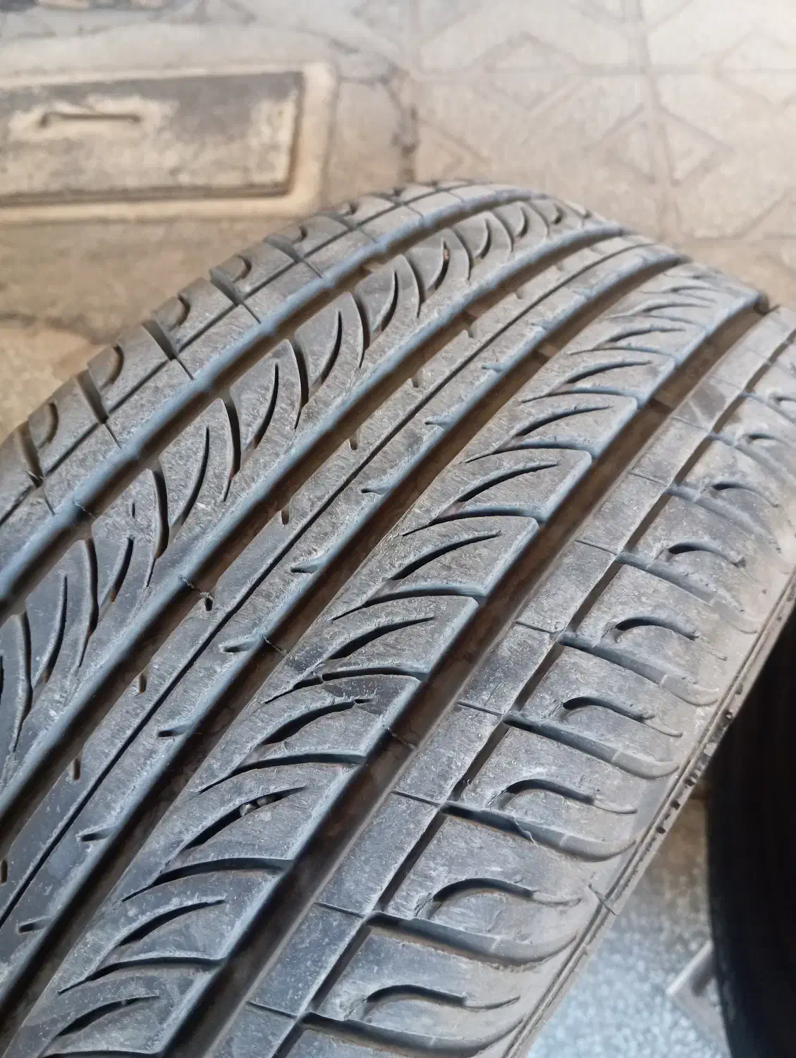 رینگ و لاستیک|قطعات یدکی و لوازم جانبی|آباده, |دیوار