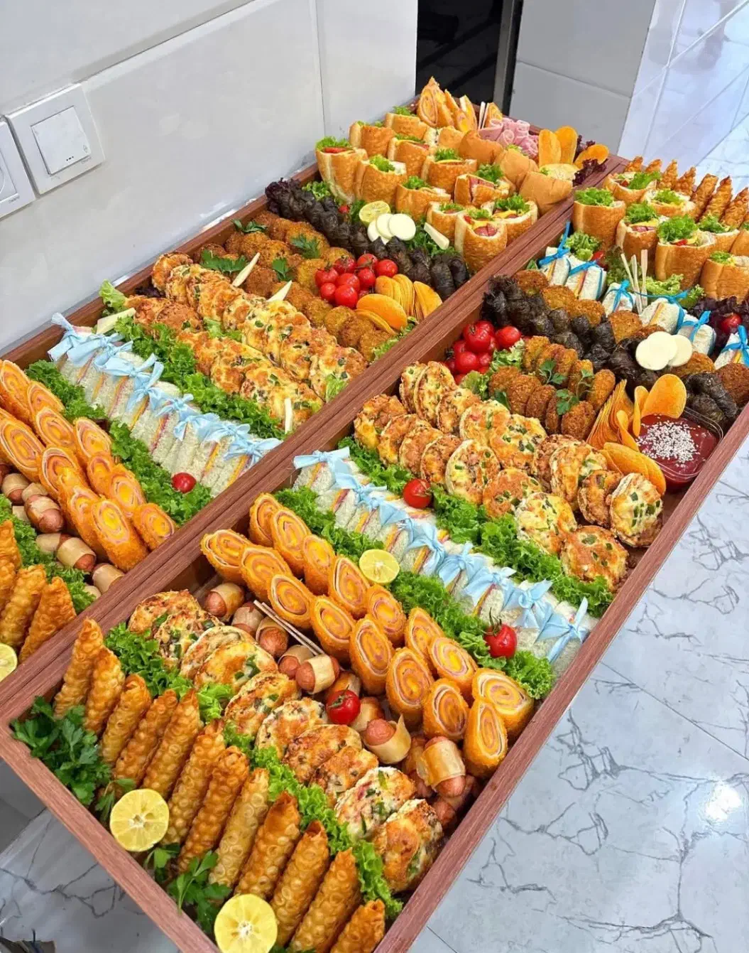 فینگرفود|خدمات پذیرایی، مراسم|تهران, تجریش|دیوار