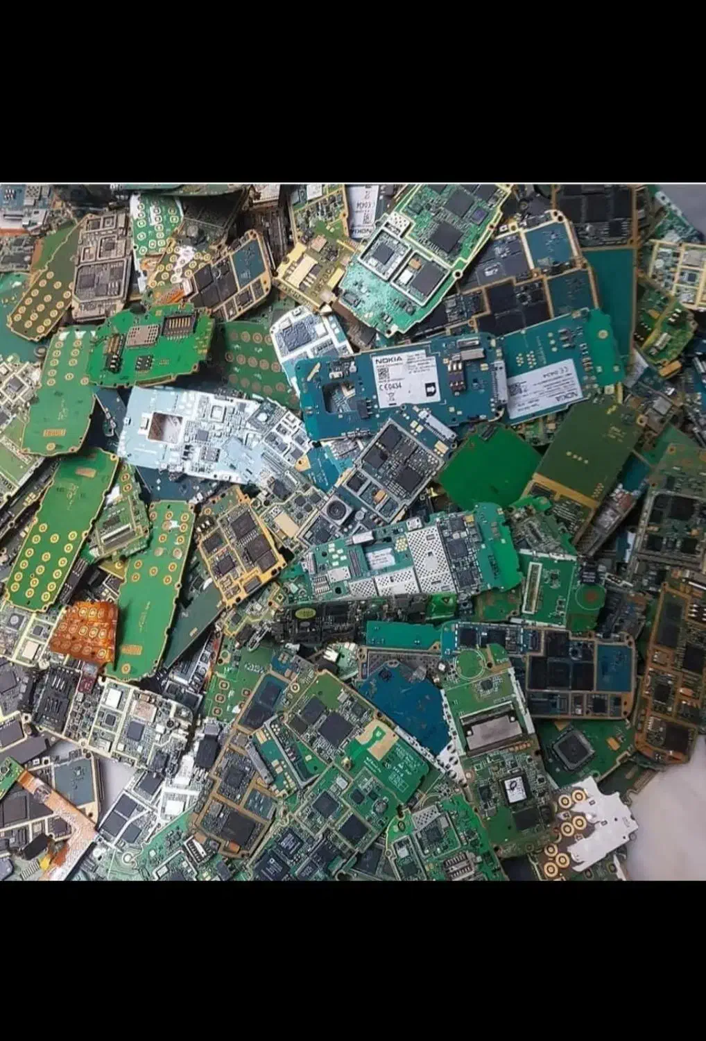 خریدار بردهای کامپیوتری و سبز و برد طلایی|خدمات پیشه و مهارت|نسیم‌شهر, |دیوار