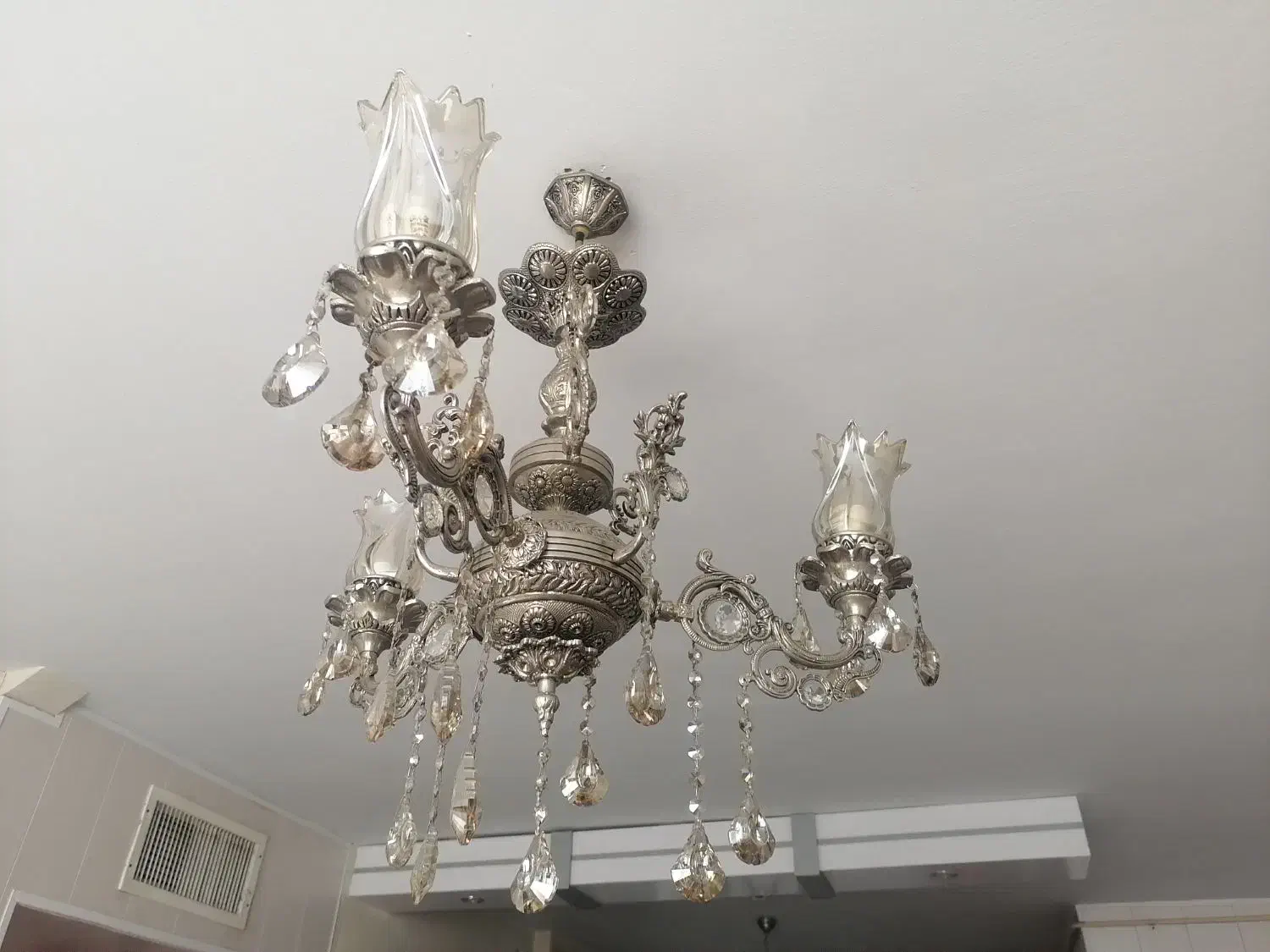 لوستر سه شعله عالی جناب تمیز وسالم 2 میلیون|لوستر و چراغ آویز|مشهد, سیس‌آباد|دیوار