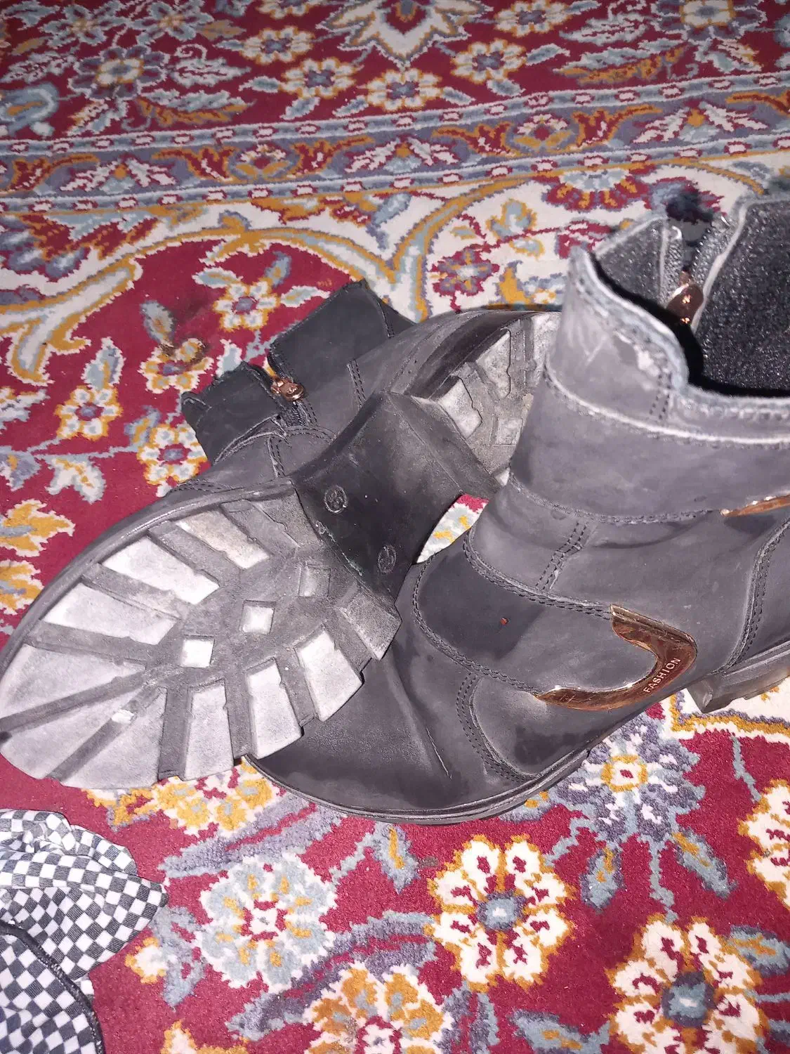 پوتین زنانه در حد نو کم کار سایز ۳۸|کیف، کفش، کمربند|گلپایگان, |دیوار