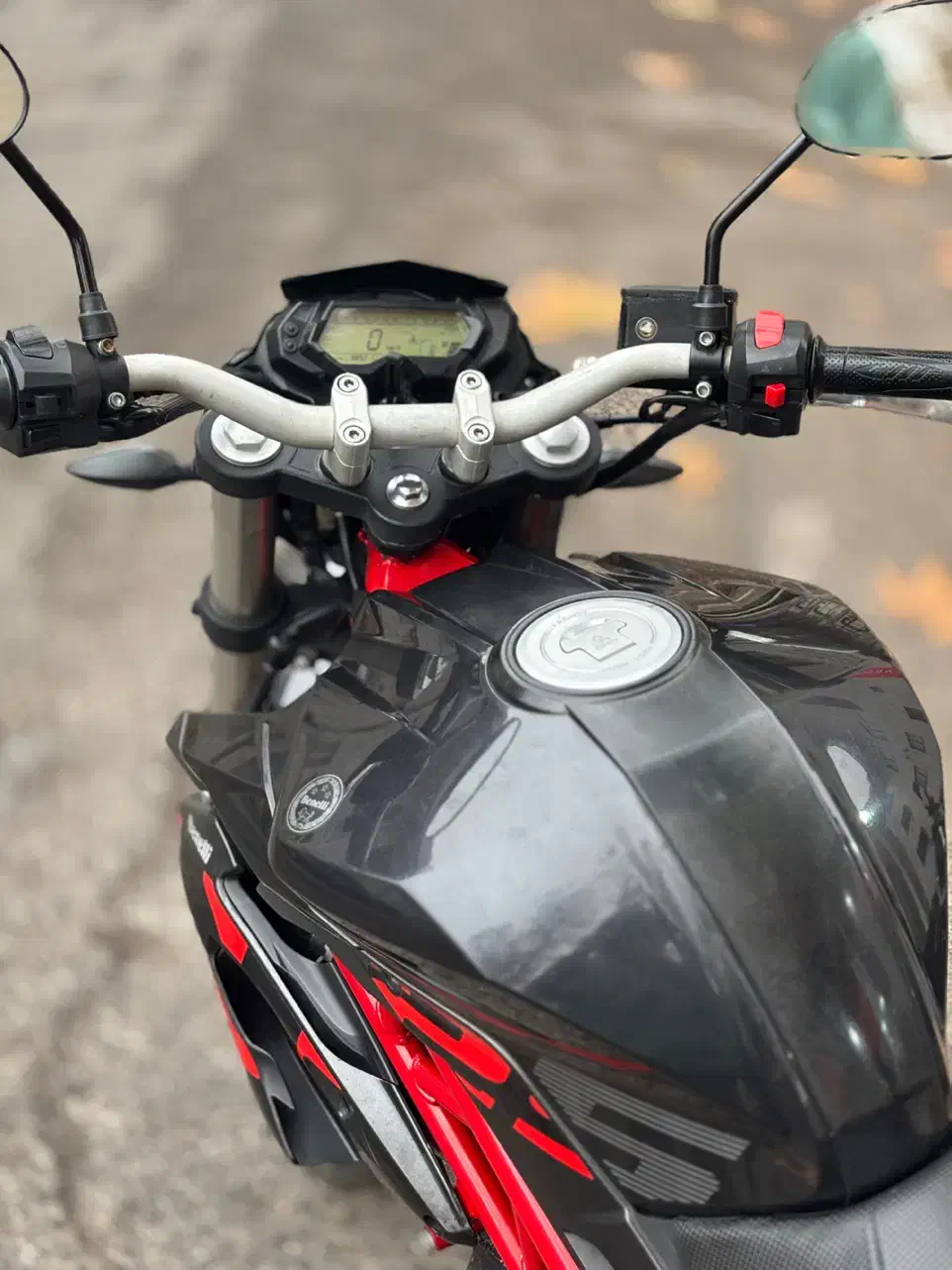 فروش فوری موتور بنلی ۲۵۰ نیو مدل ۱۳۹۹ سالم و تمیز|موتورسیکلت|لاهیجان, کوی آزادگان|دیوار