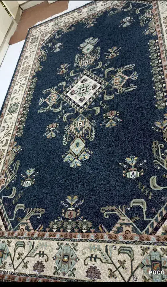 فرش سورمه ای مدل گبه|فرش|همدان, |دیوار