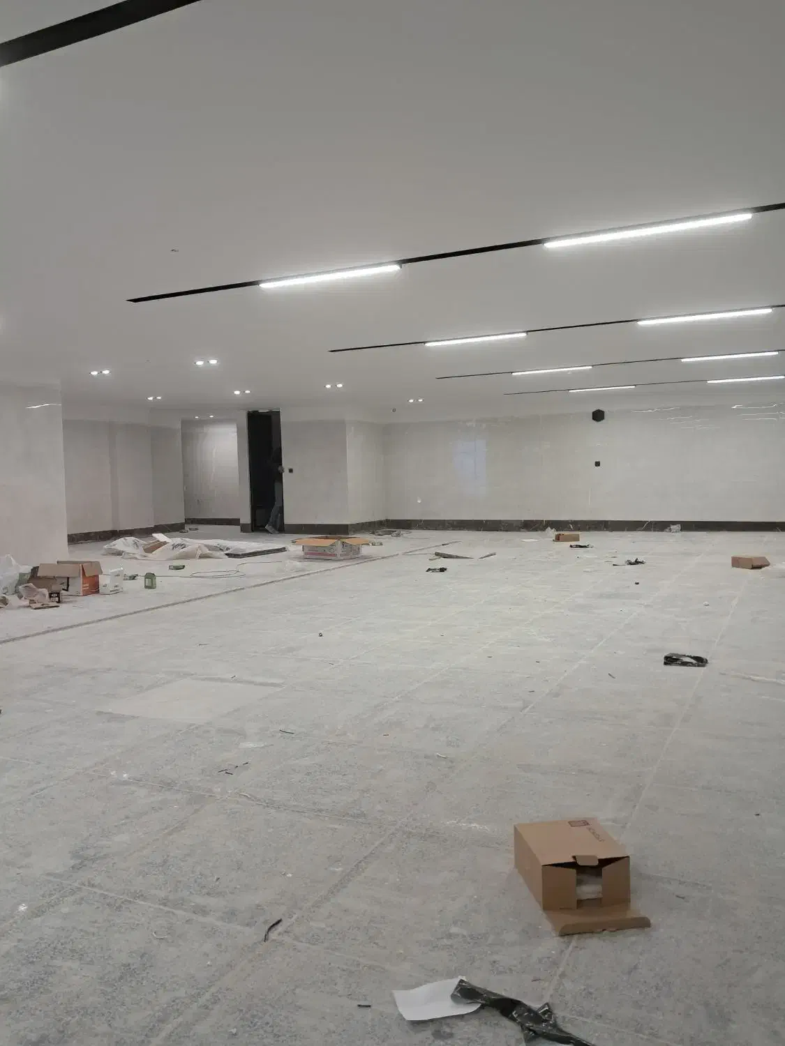 برقکار رفع فوری اتصالی نورپردازی برقکش برقکاری|خدمات پیشه و مهارت|همدان, |دیوار