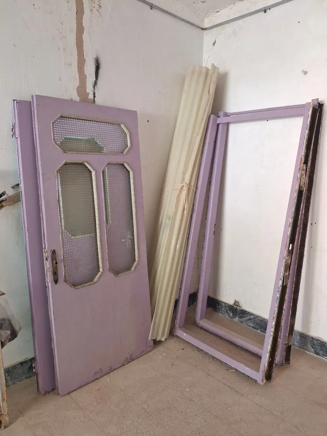 درب و پنجره تمیز|مصالح و تجهیزات ساختمان|فیروزآباد (لرستان), |دیوار