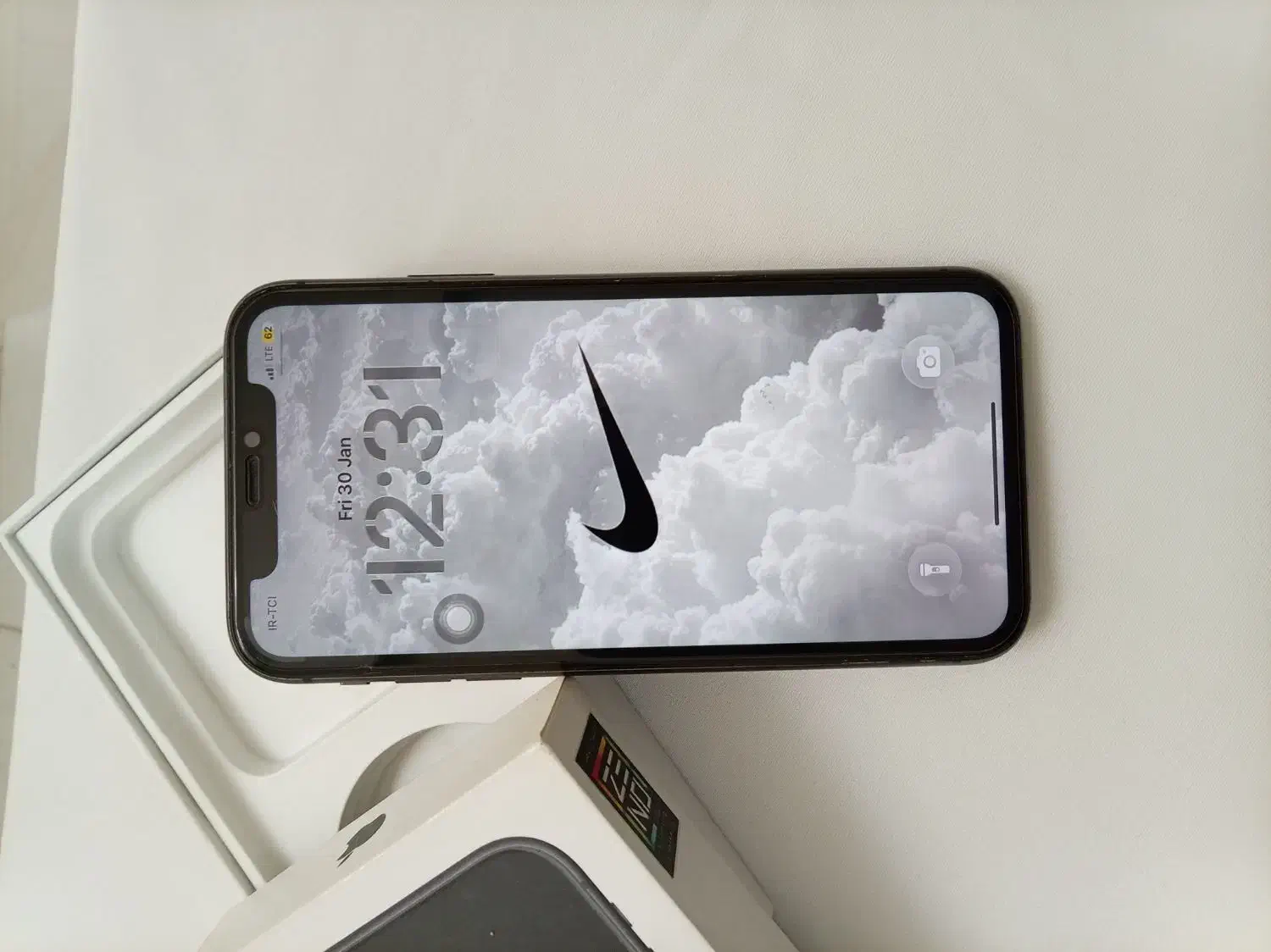 آیفون 11 نرمال|موبایل|اصفهان, پوریای ولی|دیوار