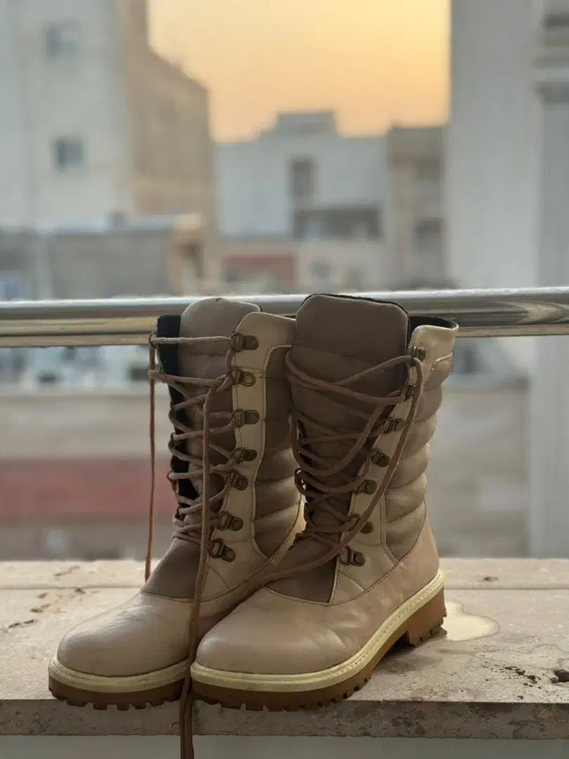 پوتین سالم|کیف، کفش، کمربند|کهریزک, |دیوار