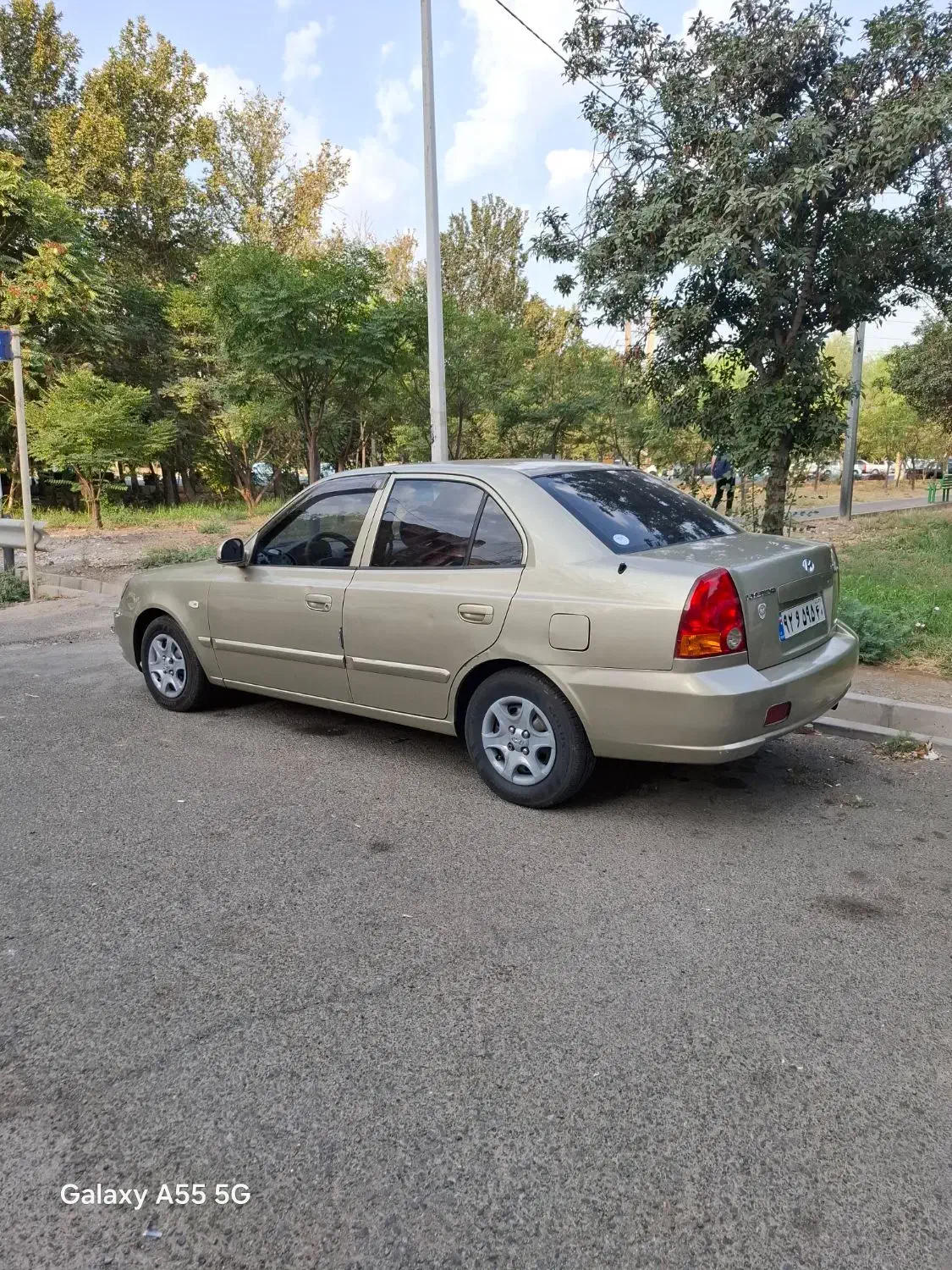 هیوندای ورنا بسیار تمیز فوری فروشی به علت مهاجرت|خودرو سواری و وانت|تهران, ابوذر|دیوار