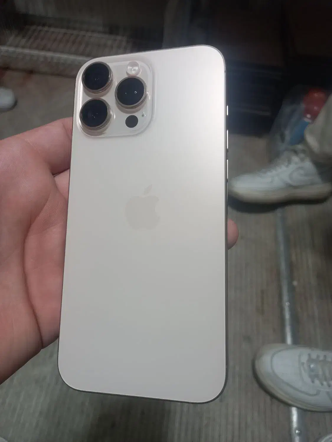 اپل iPhone 16 Pro Max با حافظهٔ ۲۵۶ گیگابایت|موبایل|سنندج, |دیوار