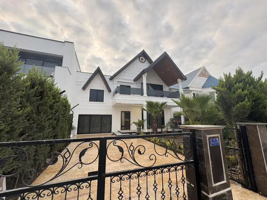 ویلا نما انگلیسی دوبلکس استخردار شهرکی در سرخرود|فروش خانه و ویلا|سرخرود, |دیوار