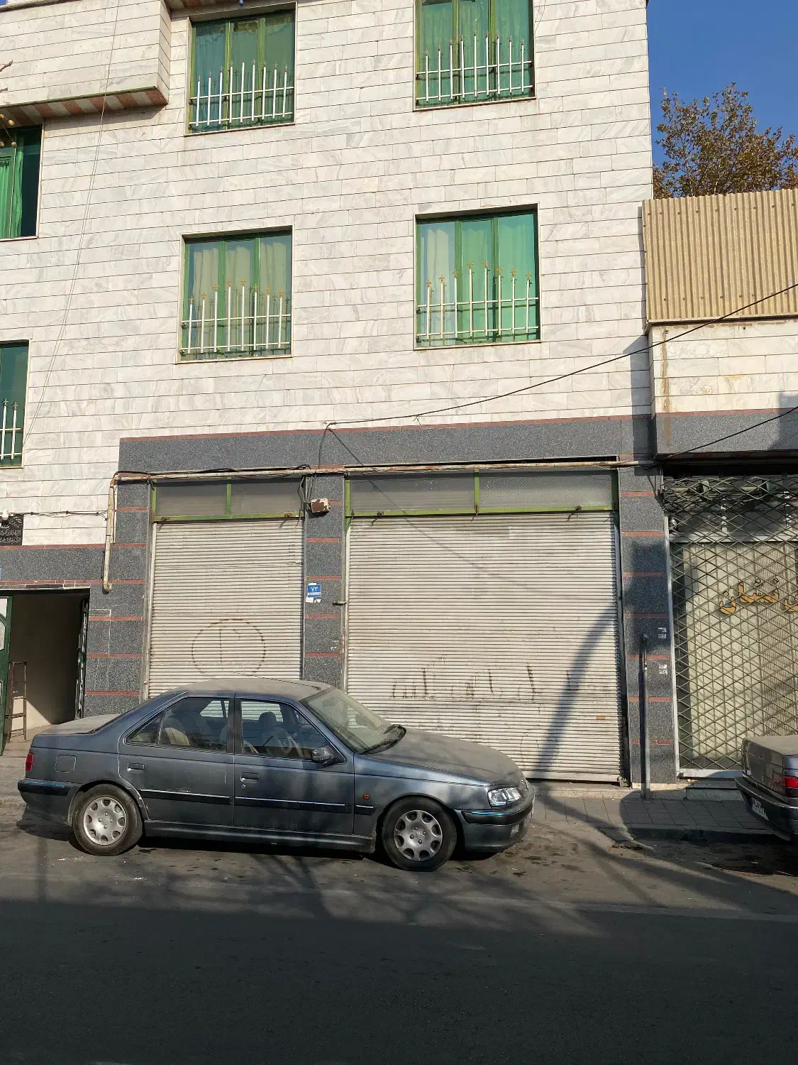 مزایده فروش دو باب مغازه ۷۴ و 36 متر زهتابی|فروش مغازه و غرفه|تهران, زهتابی|دیوار