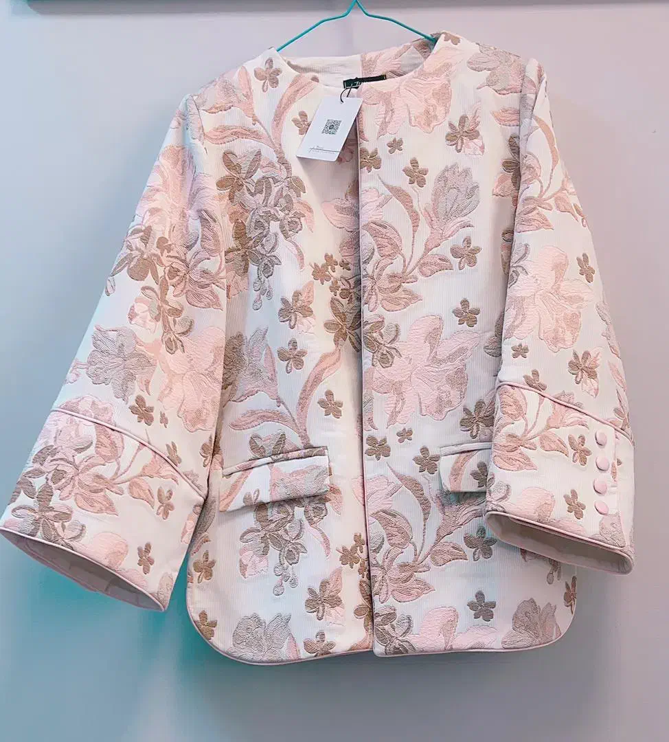 کت پاییزی ژاکارد مخمل اصلا استفاده نشده|لباس|بوشهر, |دیوار