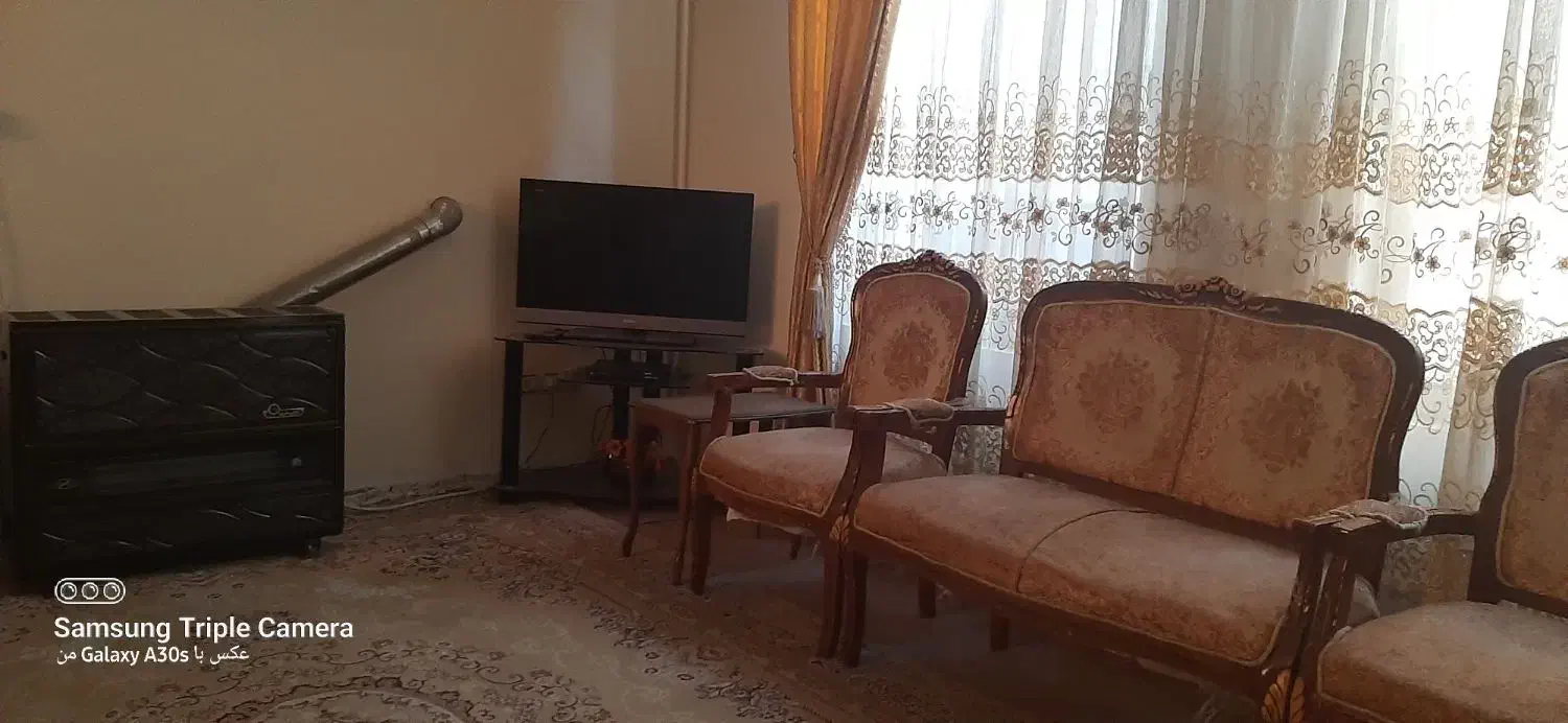 اجاره منزل هم کف خ دانشگاه بن بست معصوم|اجارهٔ خانه و ویلا|کاشان, کلنگه|دیوار