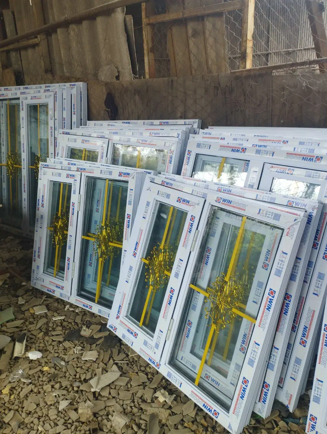 درب و پنجره UPVC و آ هنی|مصالح و تجهیزات ساختمان|گرگان, |دیوار