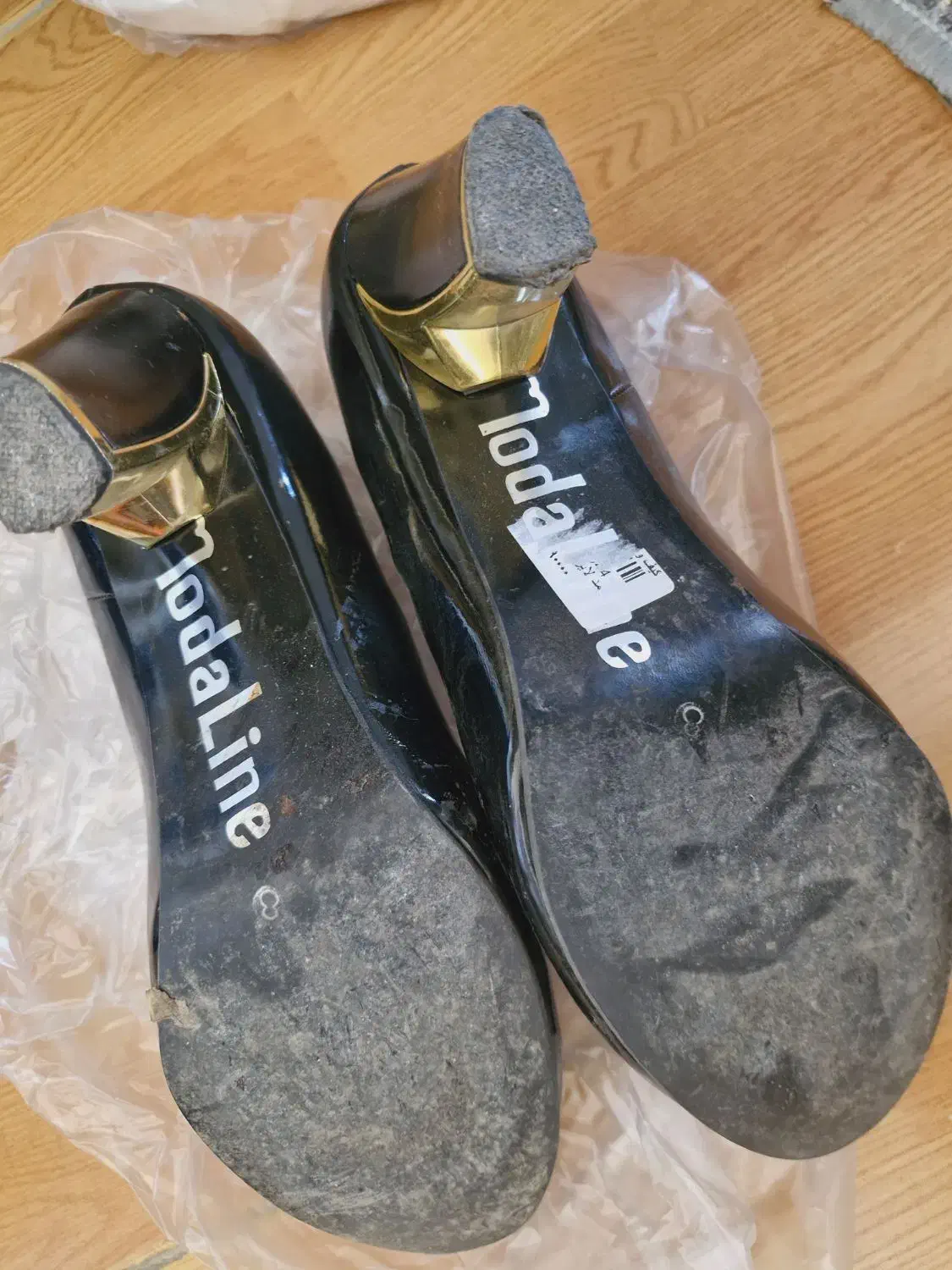 کفش ولباس دخترانه|لباس|هشتگرد, فاز ۷ مهستان|دیوار