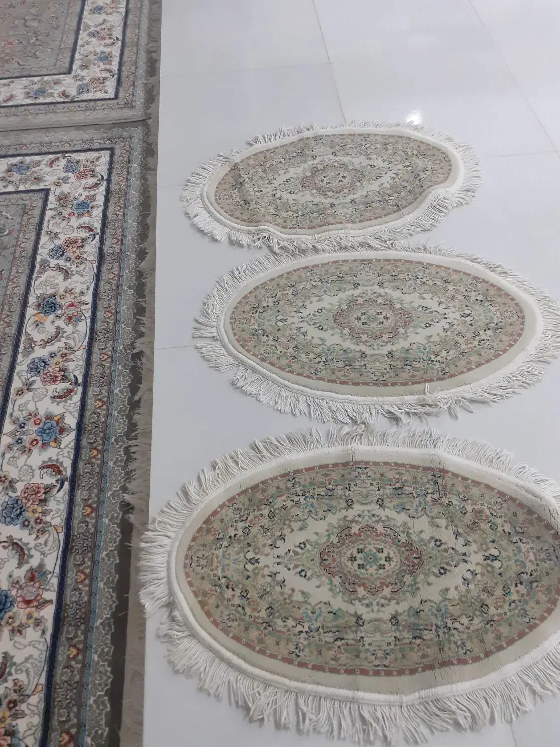 پادری نونو بازدید سوری|پادری|سوری, |دیوار