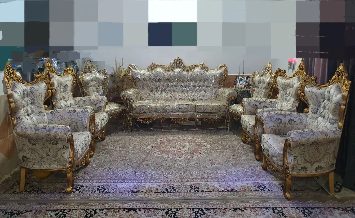 مبل سلطنتی کاملاً نو و پرنقش|مبلمان خانگی و میز عسلی|زاهدان, |دیوار