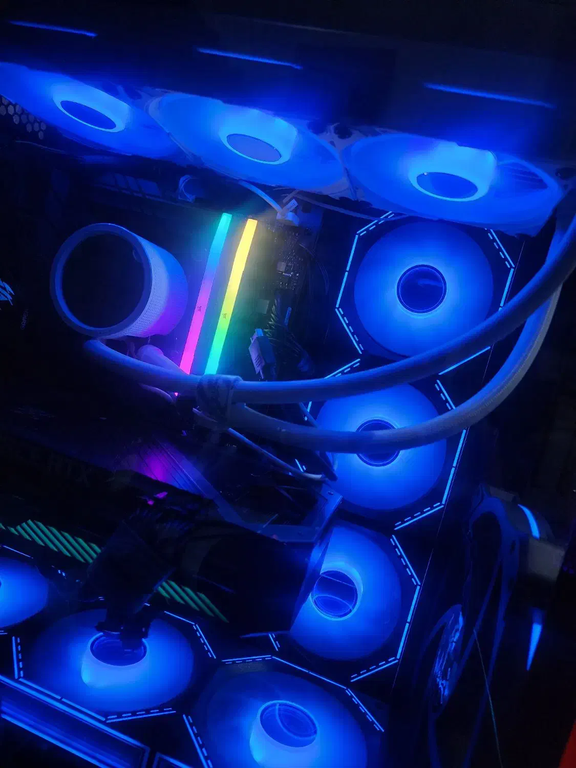 گرافیک کیس گیمینگ و رندرRTX 3070 rog strix asus|قطعات و لوازم جانبی رایانه|تهران, جمهوری|دیوار