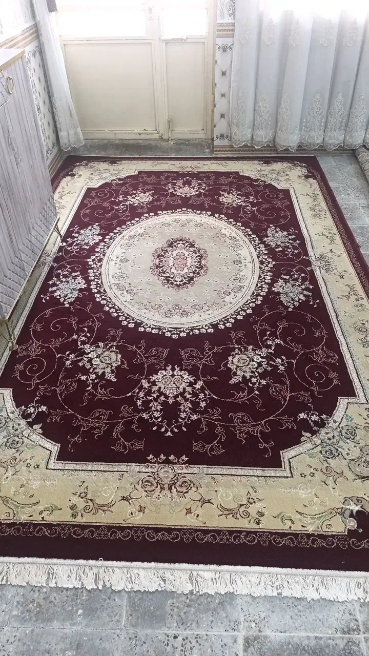 یک فرش 9متری و یک فرش 6متری|فرش|دورود, |دیوار