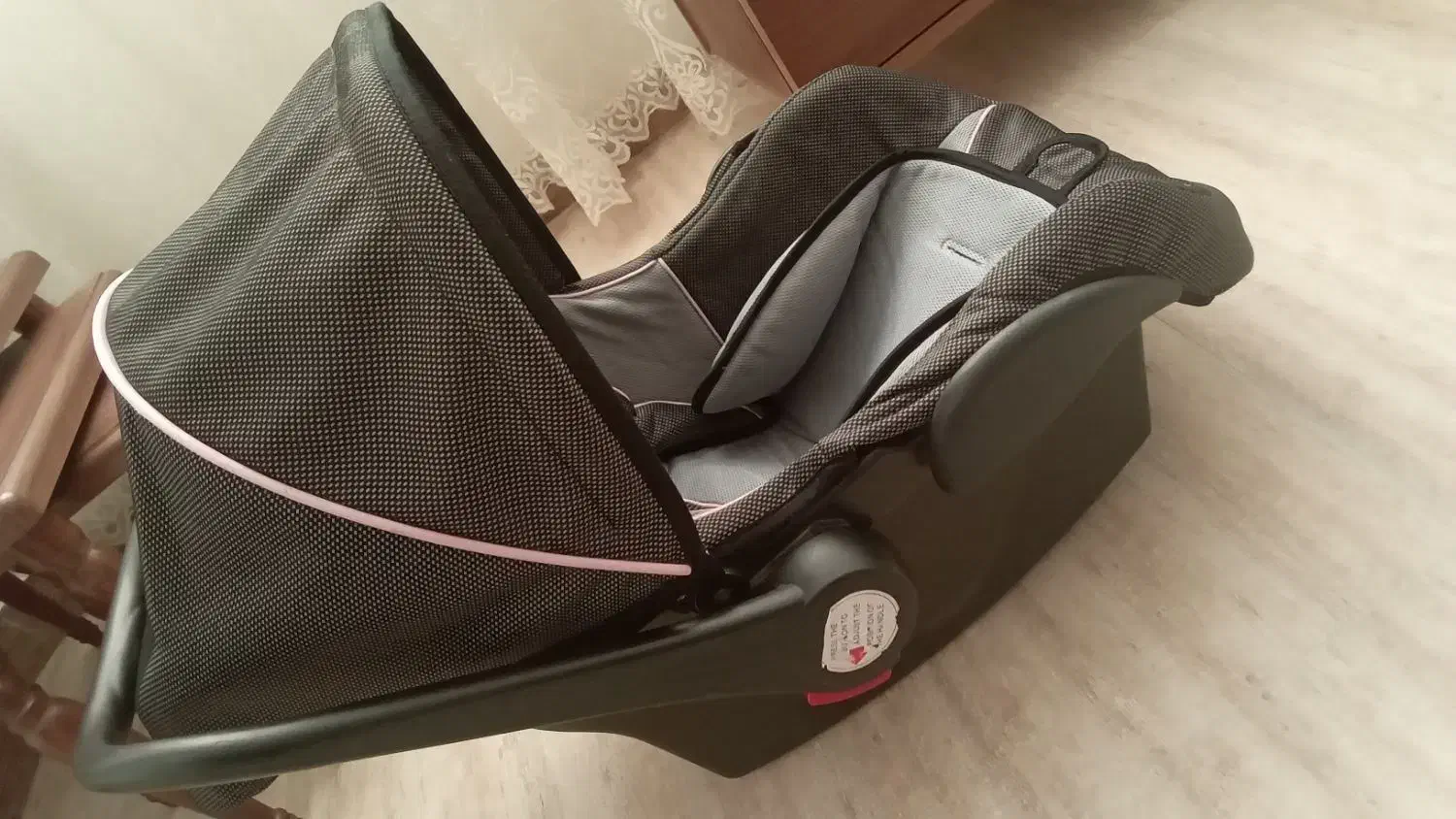 کریر|کالسکه و لوازم جانبی|مشگین شهر, |دیوار