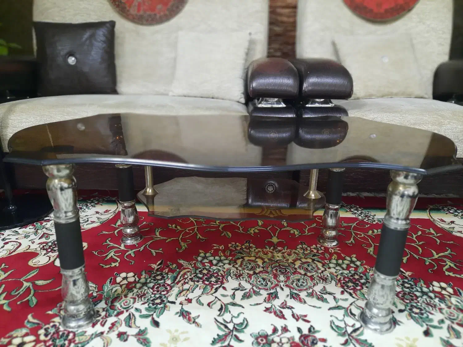 میز شیشه‌ای سالم|میز تلفن|رشت, رودبارتان|دیوار