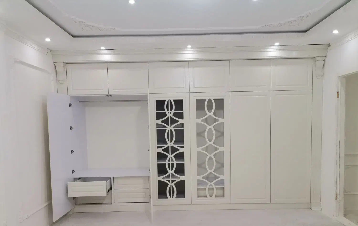 دکوراسیون داخلی و ساخت انواع وسایل چوبی|جاکفشی، کمد، دراور|علیآباد کتول, |دیوار