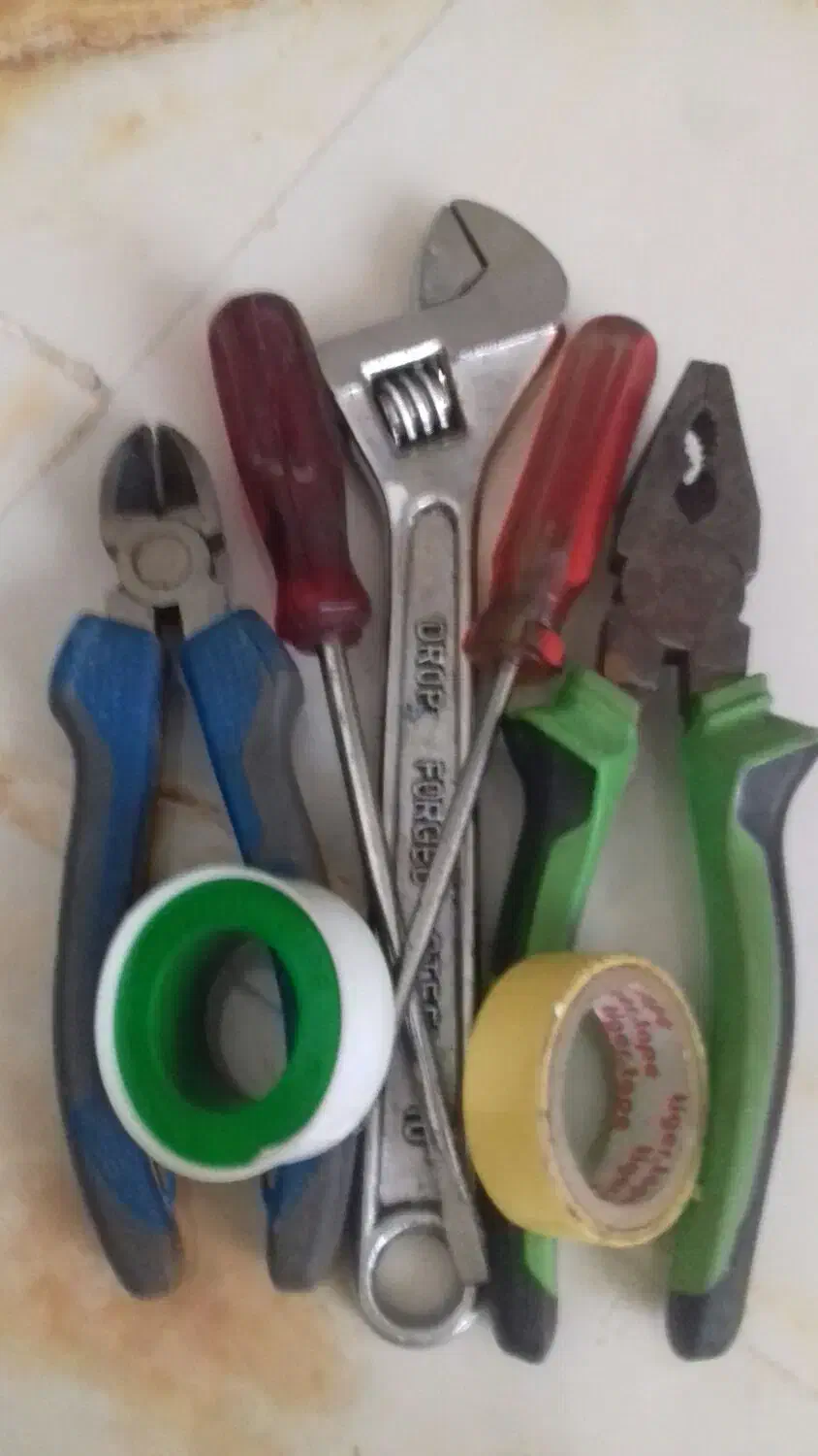 فنی وتاسیسات.|خدمات پیشه و مهارت|هشتگرد, شهرک گلخانه|دیوار