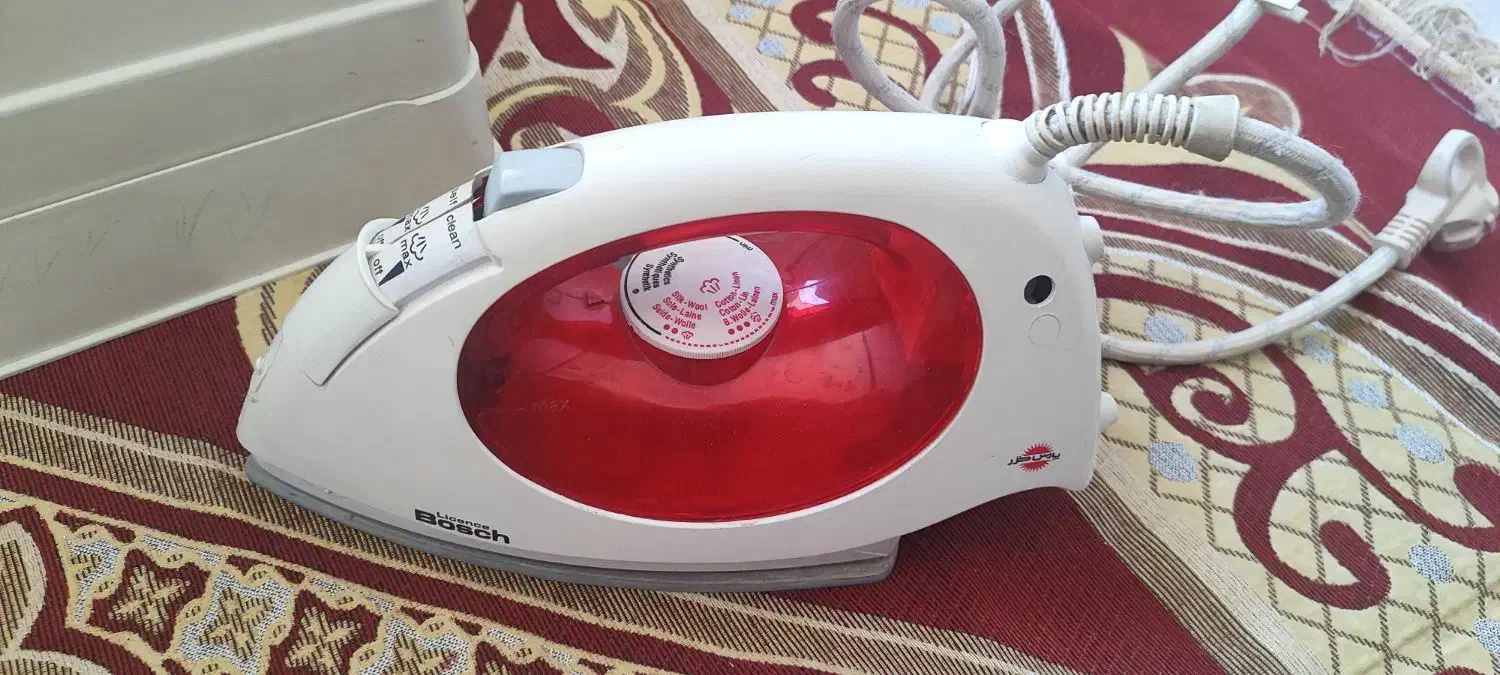 اتو بخار پارس خزر قیمت 1تومان پول 1کلیو گوشت هست|اتو و لوازم اتو|محمدیه-قزوین, |دیوار