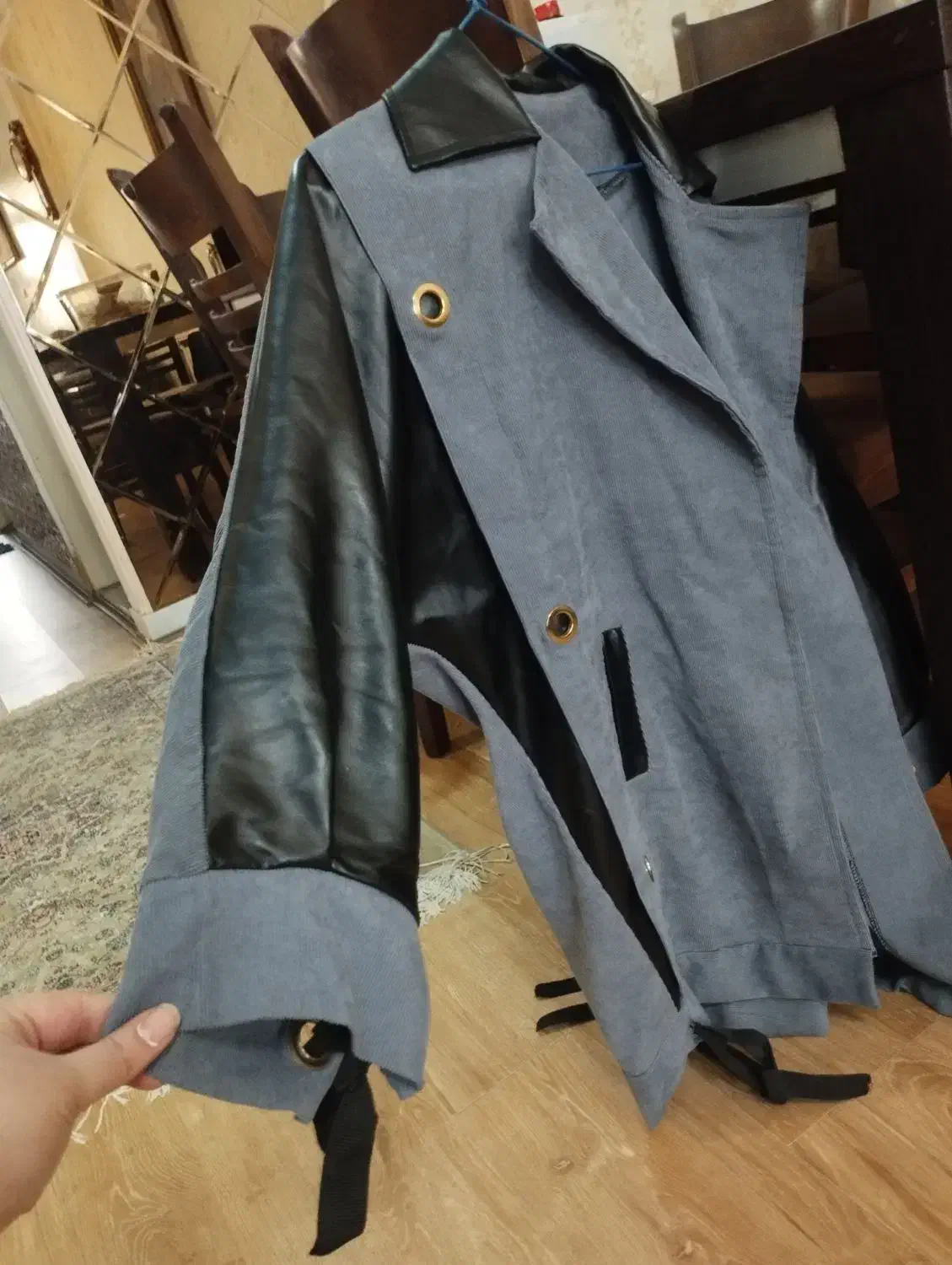 پالتو پاییزونه زنونه کبریتی طوسی آستین چرم مشکی|لباس|تهران, تهرانپارس شرقی|دیوار