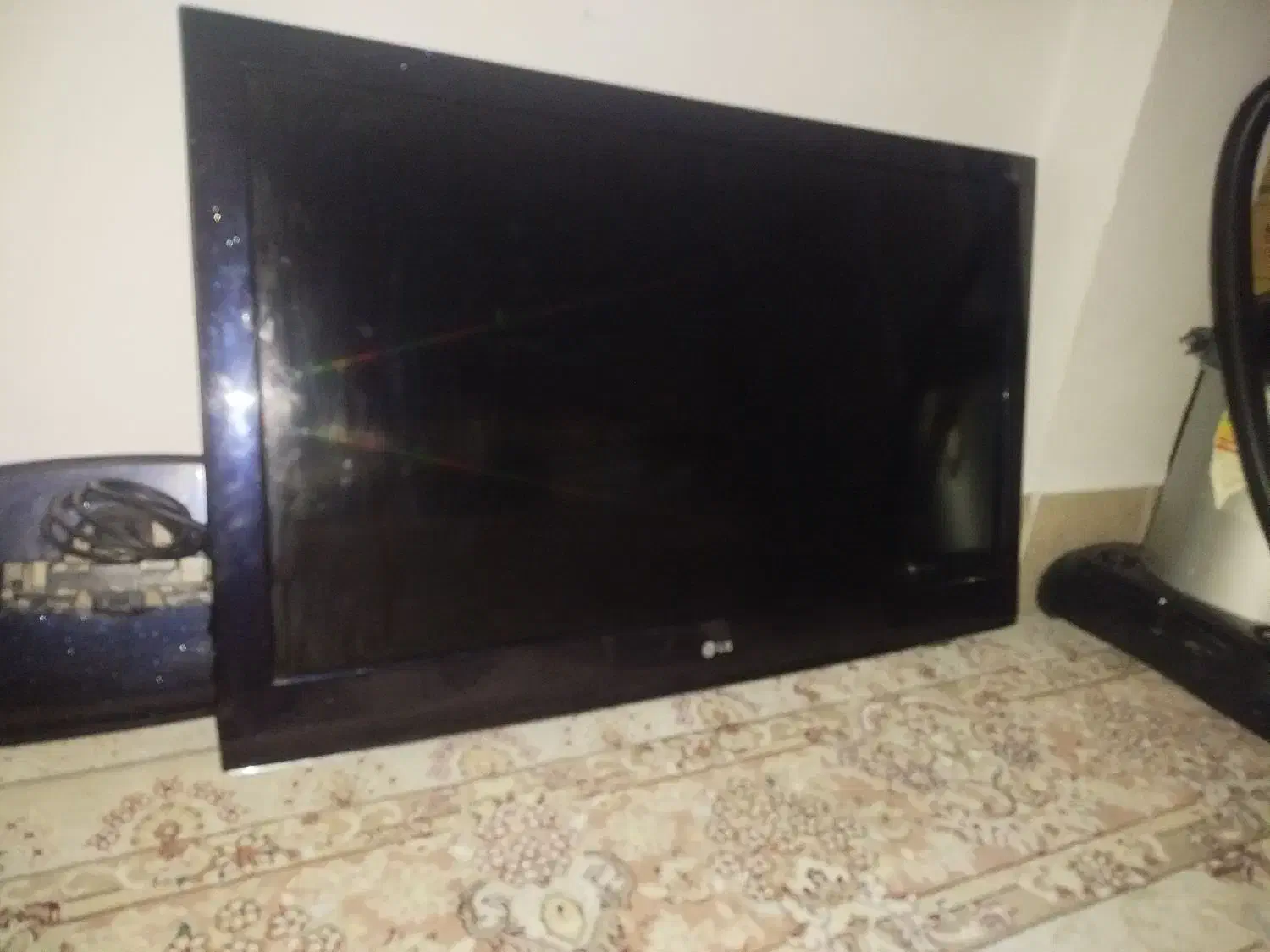 تلویزیون 42اینچ ال جی|تلویزیون و پروژکتور|ازنا, |دیوار