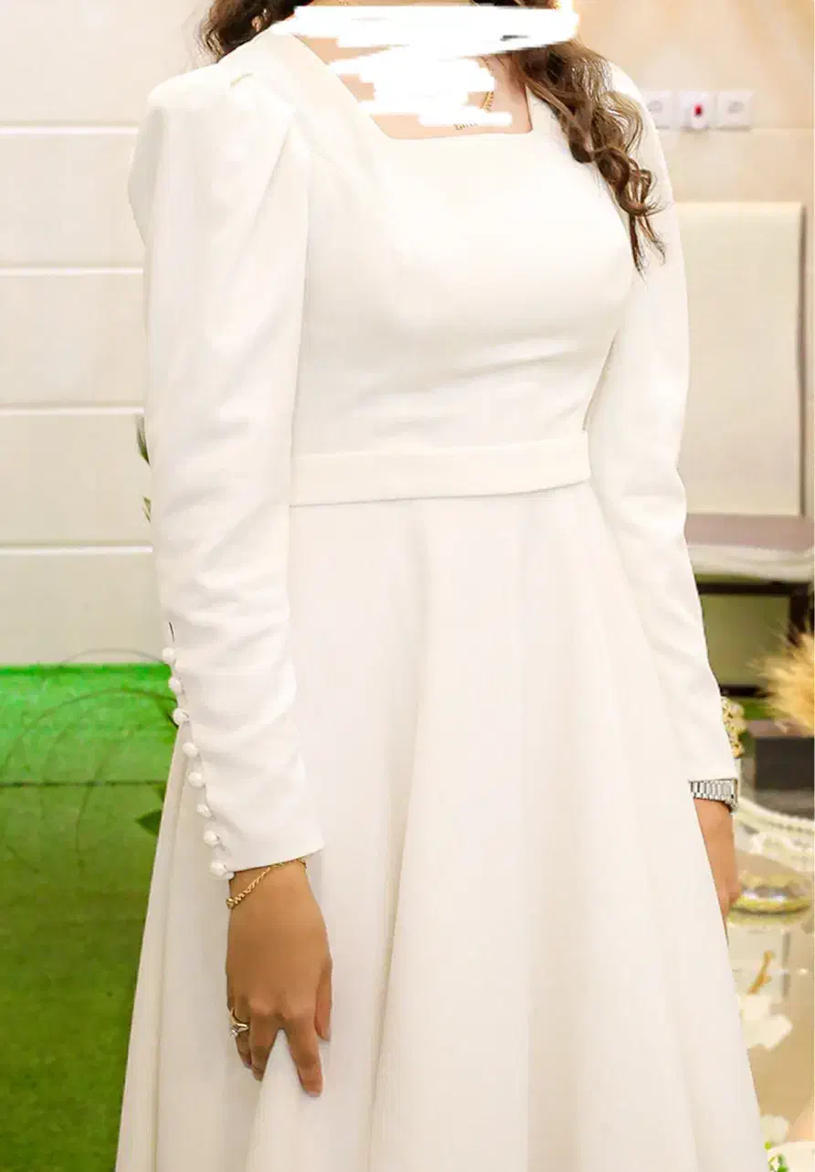 لباس عقد|لباس|ساوه, |دیوار