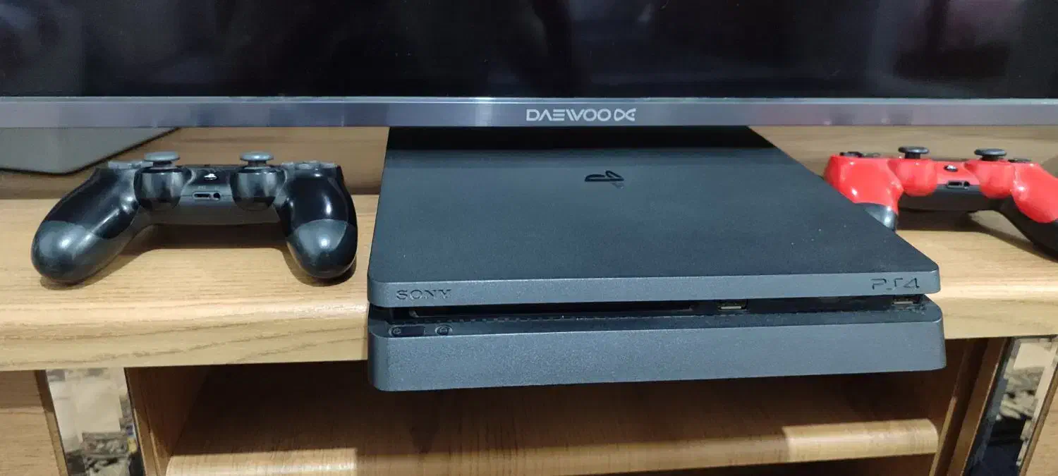 pes 4 کپی خور slim ۵۰۰ دوسته (درحد)|کنسول، بازی ویدئویی و آنلاین|قم, علی آباد سعدگان|دیوار