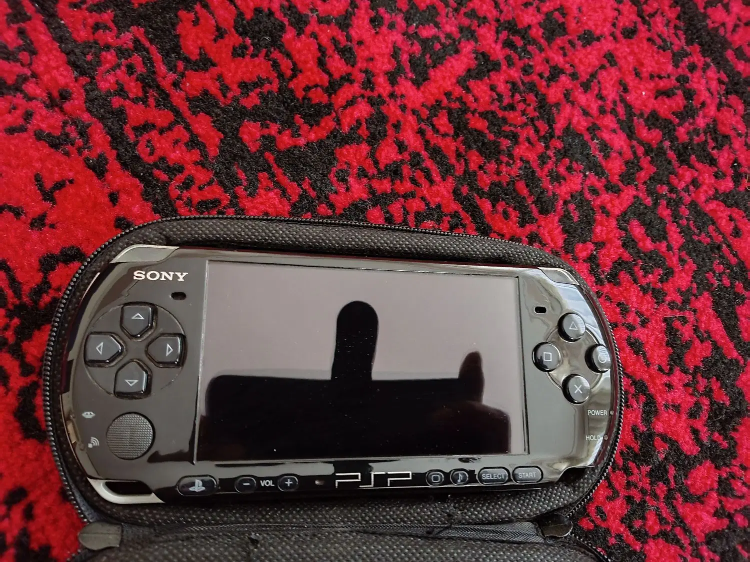 psp3000با شارژر اصلی و یک عدد رم و کیف و هندزفری|کنسول، بازی ویدئویی و آنلاین|تهران, شکوفه|دیوار