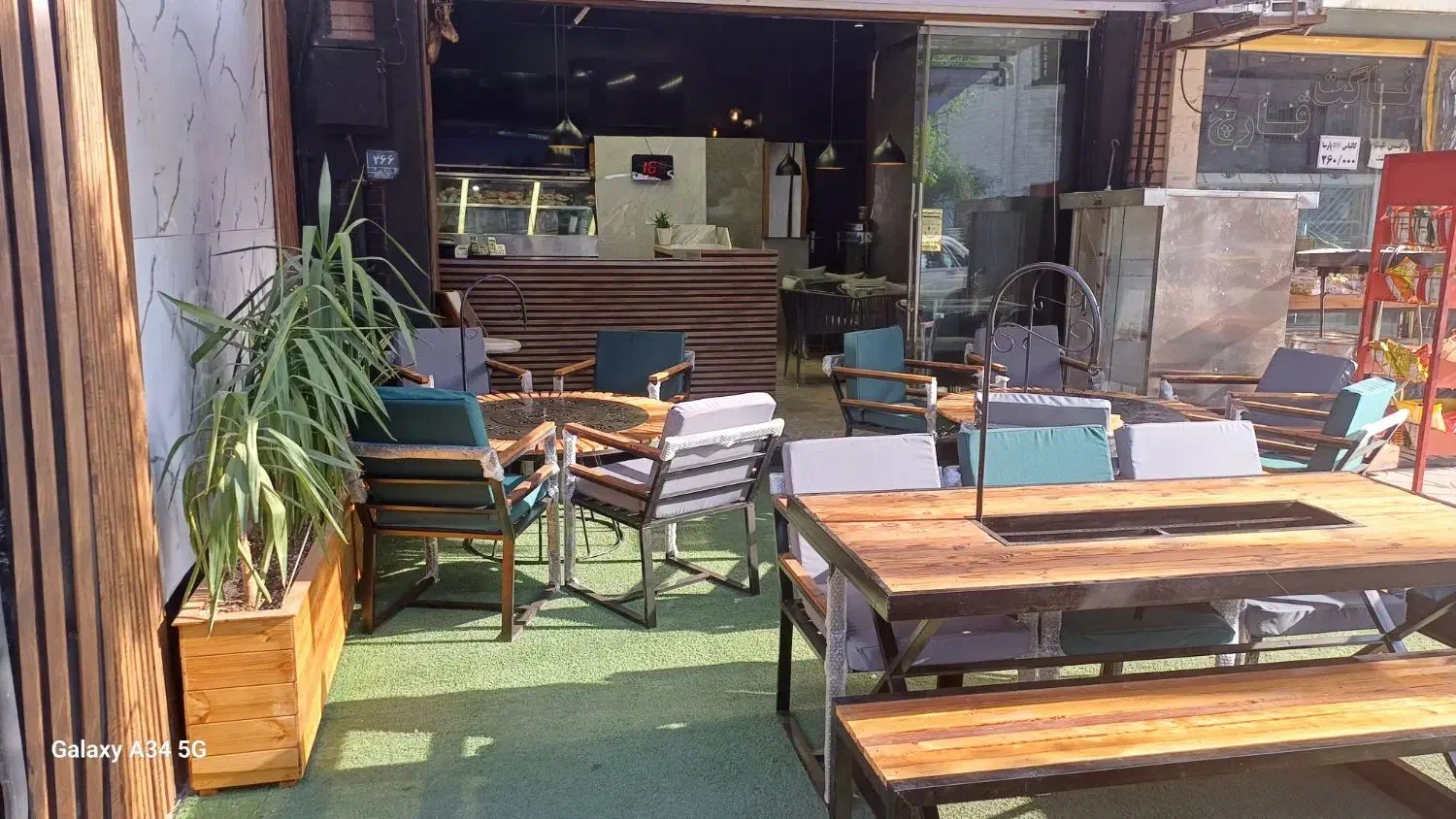 صندوقدار و باریستا و نیروی آشپزخانه و شف|استخدام خدمات فروشگاه و رستوران|ری, دولت‌آباد|دیوار