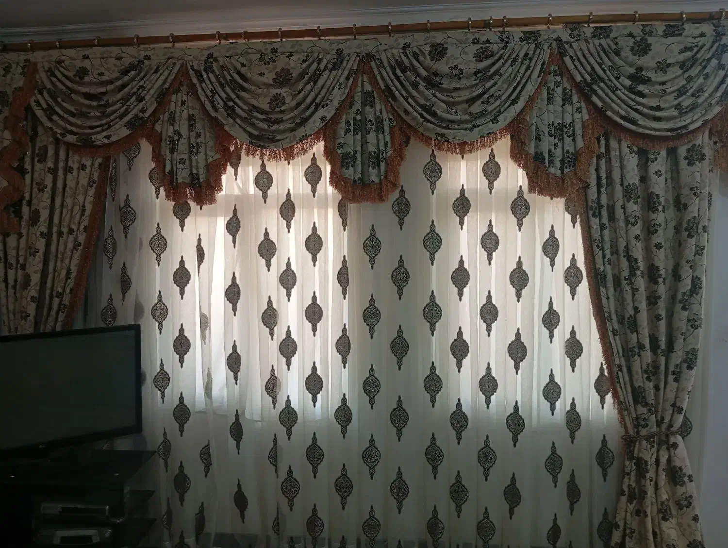 پرده|پرده، رانر، رومیزی|پارسآباد, |دیوار