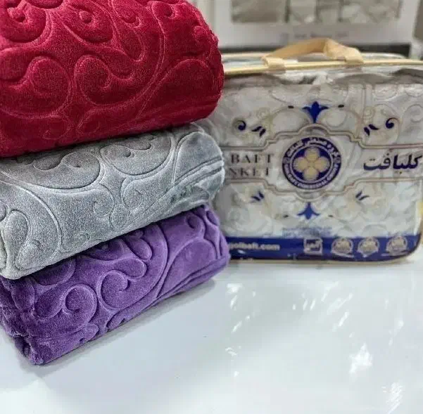 فروش ویژه پتو گلبافت اصل روز مادر شب یلدا|رختخواب، بالش، پتو|همدان, |دیوار