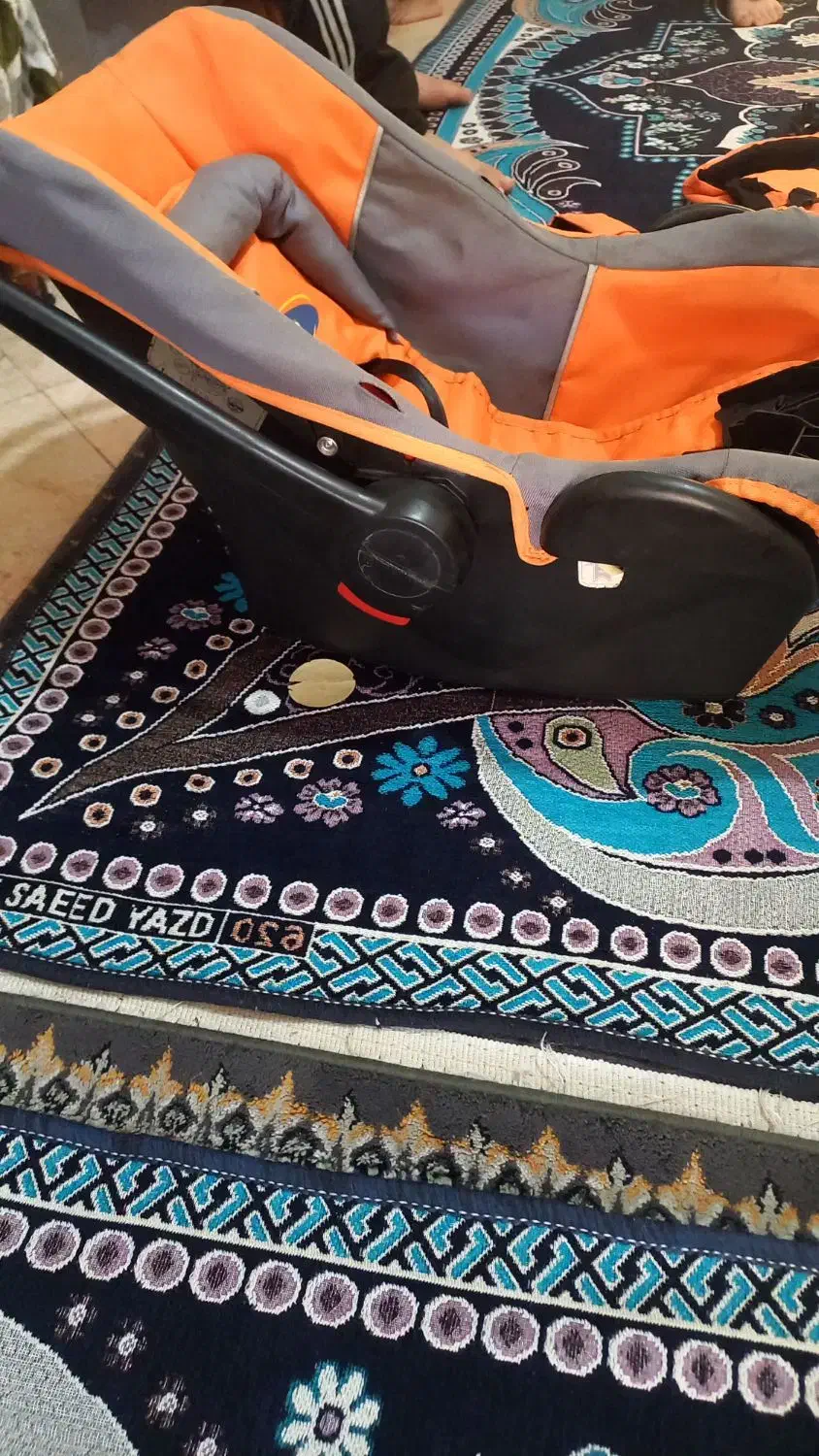 صندلی وسبد بچه و  آغوشی کودک فروش فوری|اسباب و اثاث بچه|تهران, امیریه|دیوار