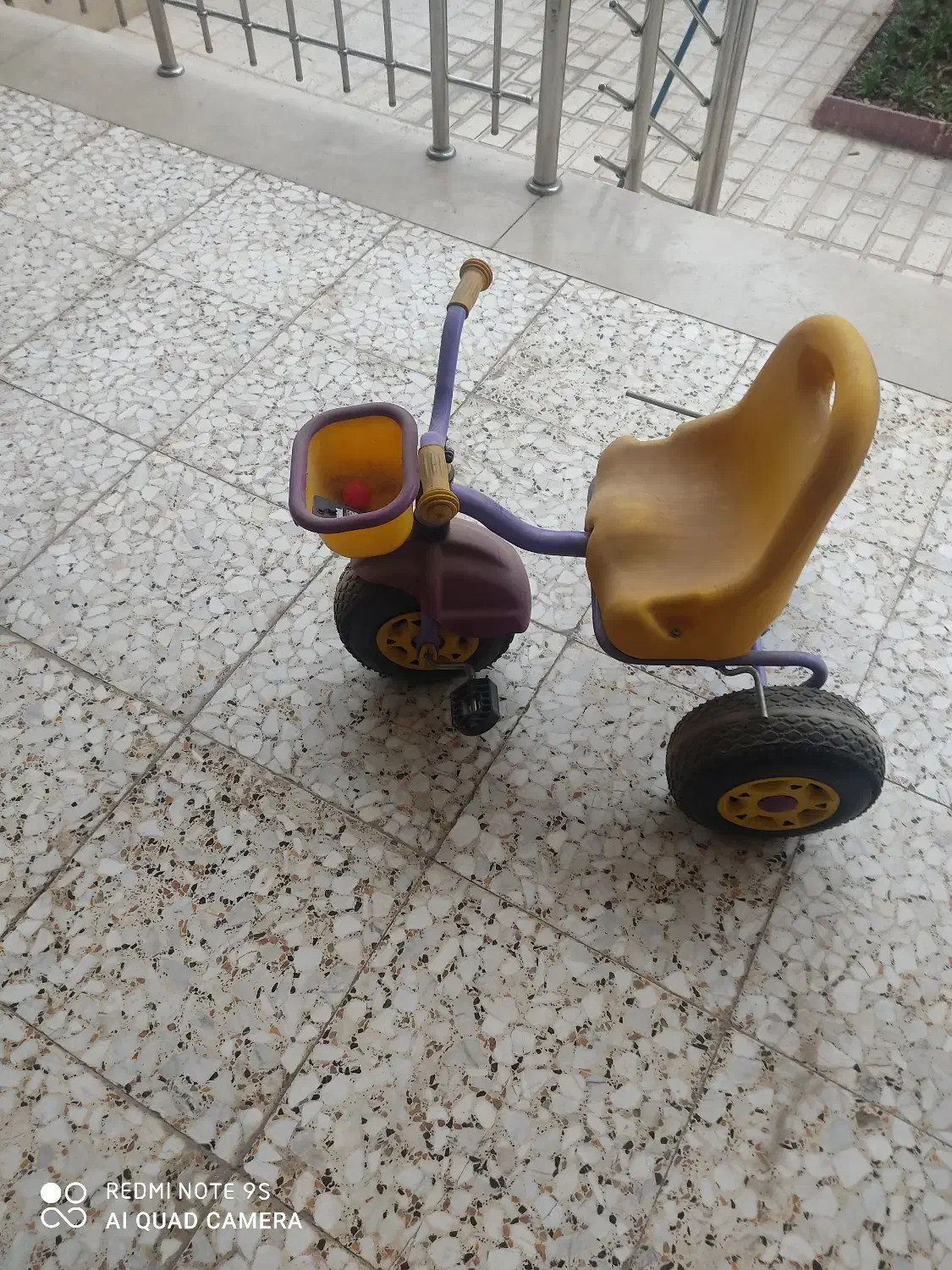 سه چرخه کودک پایی|دوچرخه، اسکیت، اسکوتر|اصفهان, نصرآباد|دیوار