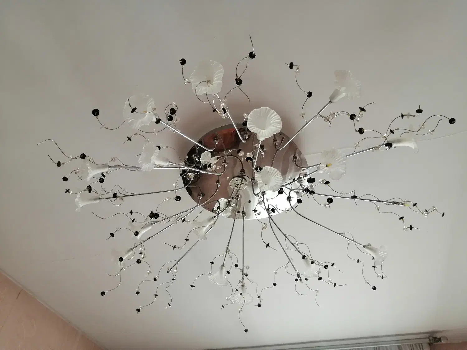 دو عدد لوستر سالم بزرگ و کوچک به همراه لامپ|لوستر و چراغ آویز|تهران, سبلان (لشگر)|دیوار