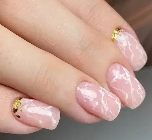 انجام کلیه خدمات ناخن باتخفیف و کیفیت فوق العاده|خدمات آرایشگری و زیبایی|رشت, دیانتی|دیوار