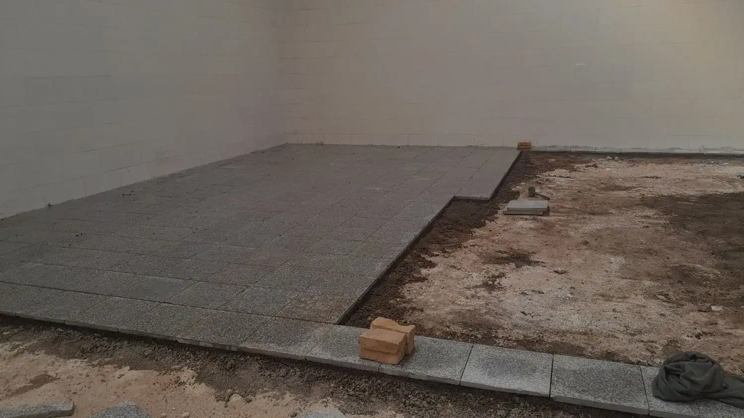 سلام کاشی کاری و موزائیک کاری نما کاری یزد اطراف|خدمات پیشه و مهارت|تفت, |دیوار