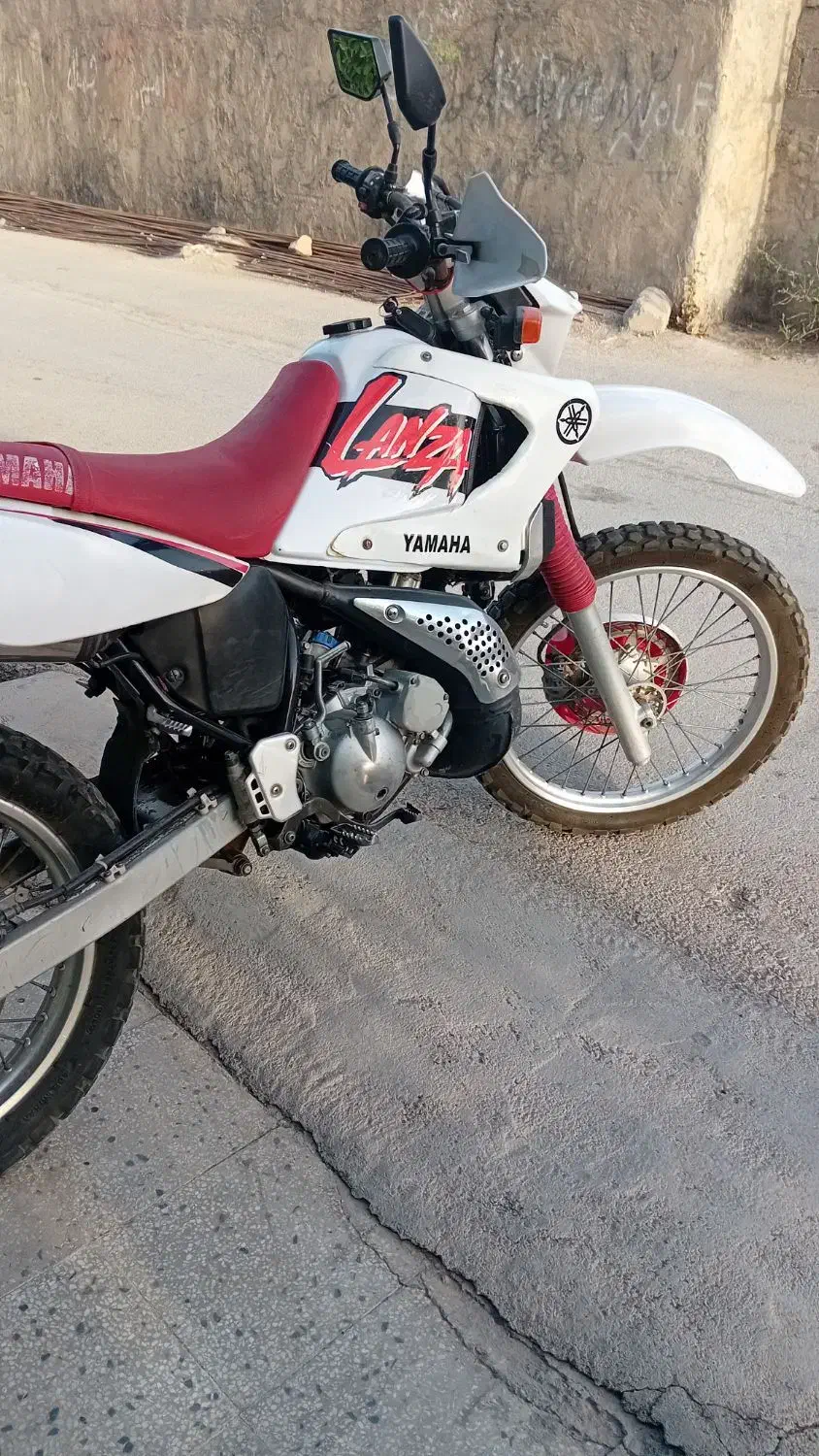 یاماها لانزا دیتی کادیکس|موتورسیکلت|چرام, |دیوار