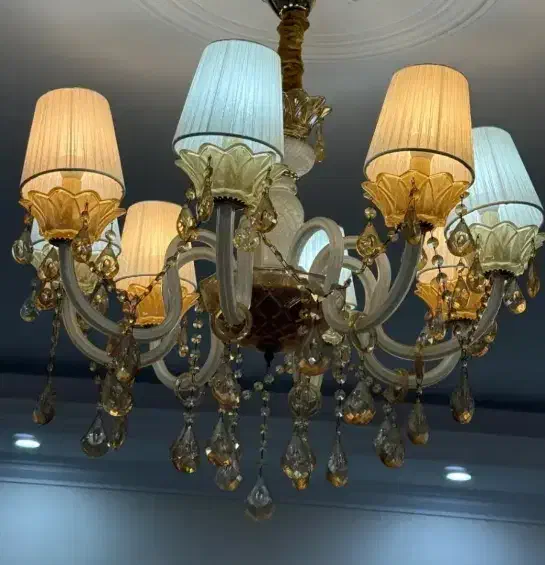 لوستر کریستال ۸ شاخه خیلی تمیز|لوستر و چراغ آویز|تهران, بازار|دیوار