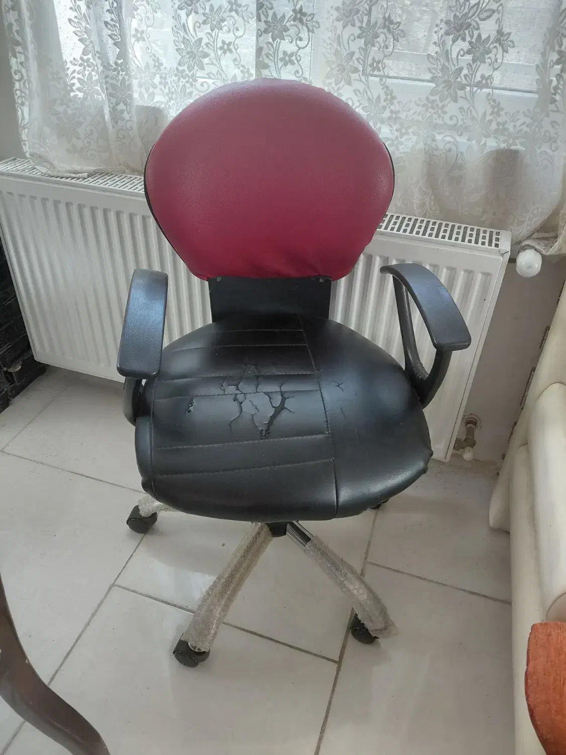 میز و صندلی کامپیوتر|میز تحریر و کامپیوتر|آستانه اشرفیه, |دیوار