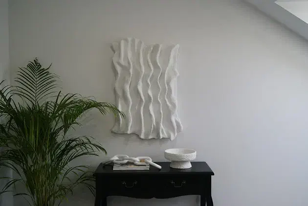 تابلو دست ساز گچی مینیمال طرح موج|تابلو، نقاشی، عکس|خرم‌آباد, |دیوار