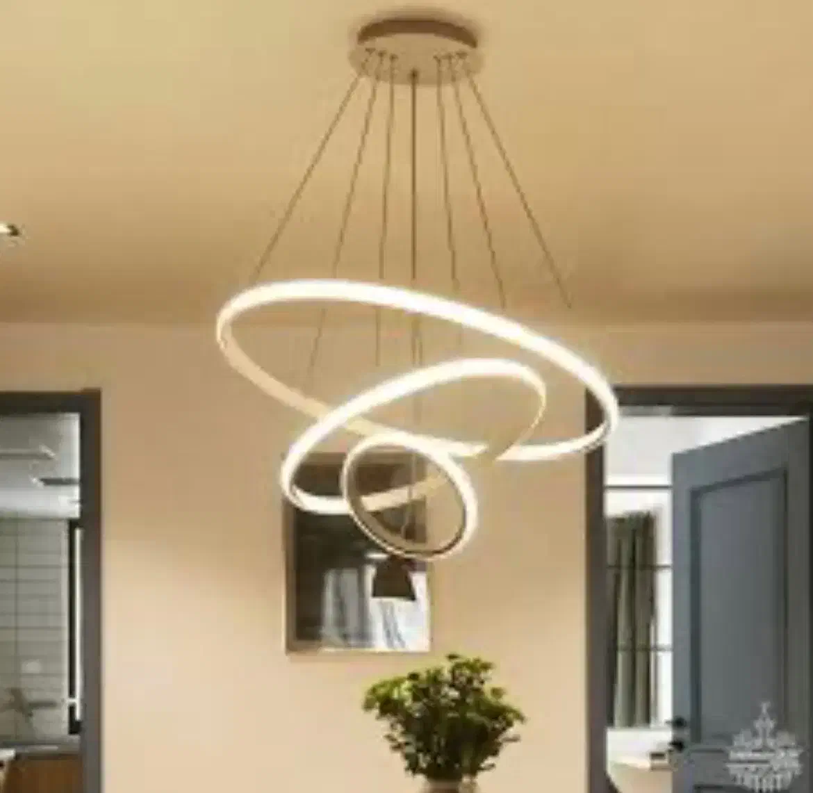 لوستر سه حلقه نو|لوستر و چراغ آویز|شیروان (خراسان), |دیوار