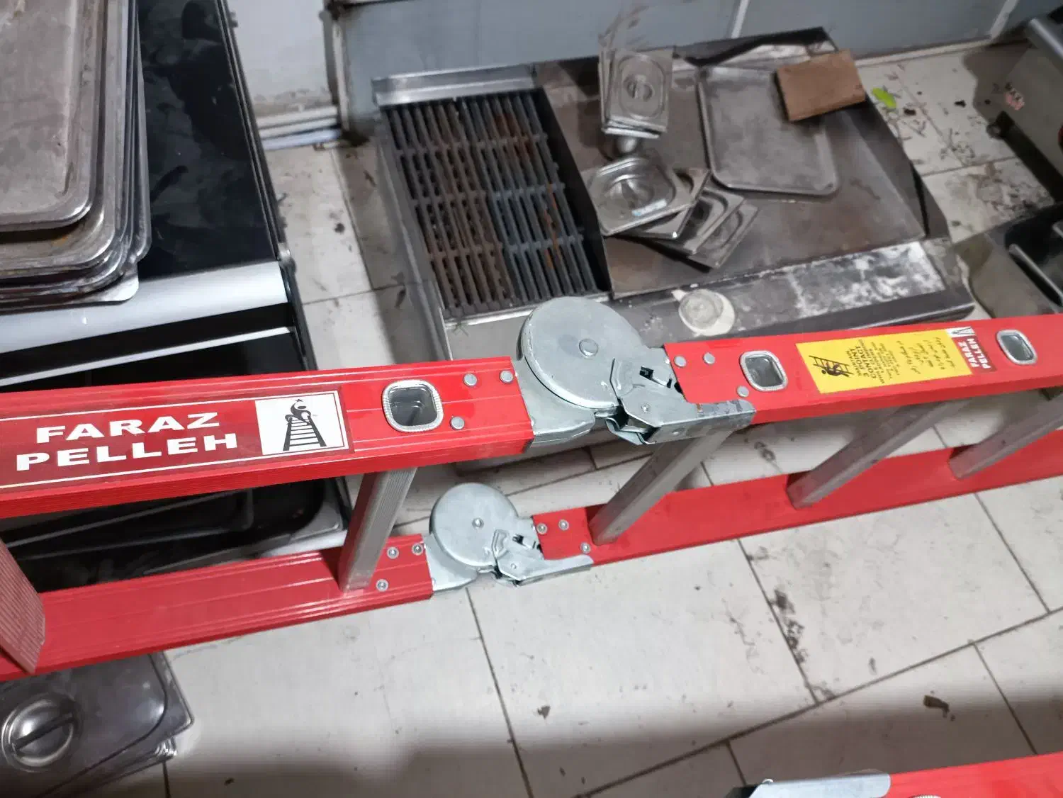 نردبان 24پله|ابزارآلات|قزوین, |دیوار