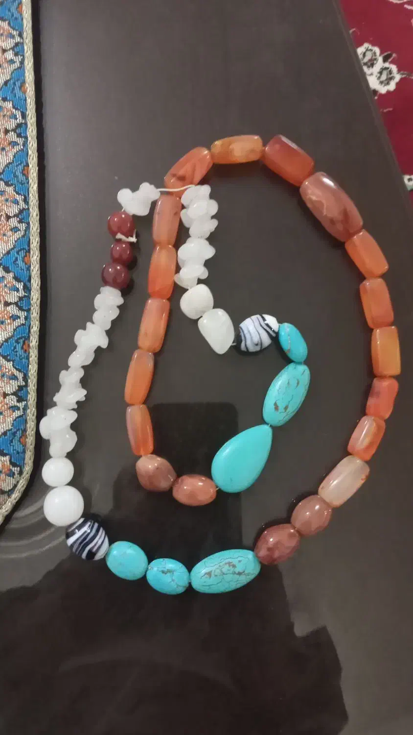 تعدادی سنگ اصل|کلکسیون اشیاء عتیقه|ساوه, |دیوار